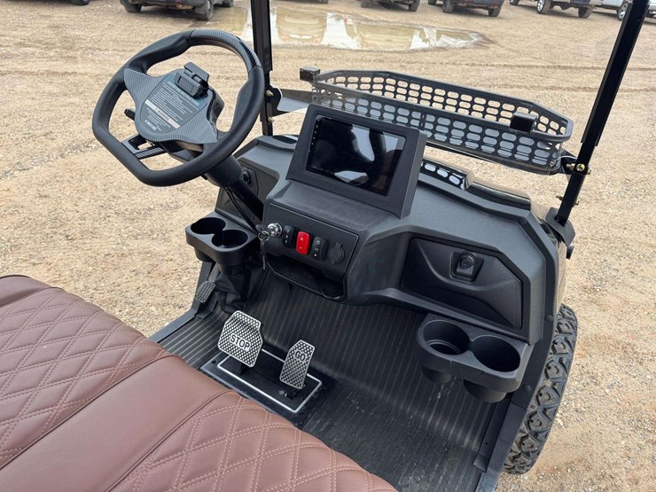 2025-sd-lanch-street-legal-6-seater-golf-cart-w/-on-board-charger-(1-mile-showing)-image-15