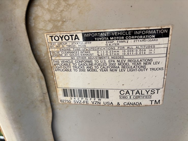 2002-toyota-tacoma-image-18
