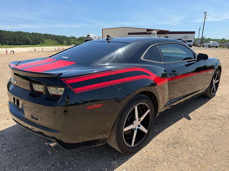 2012-chevrolet-camaro-2d-coupe-(138,748-miles)-image-4