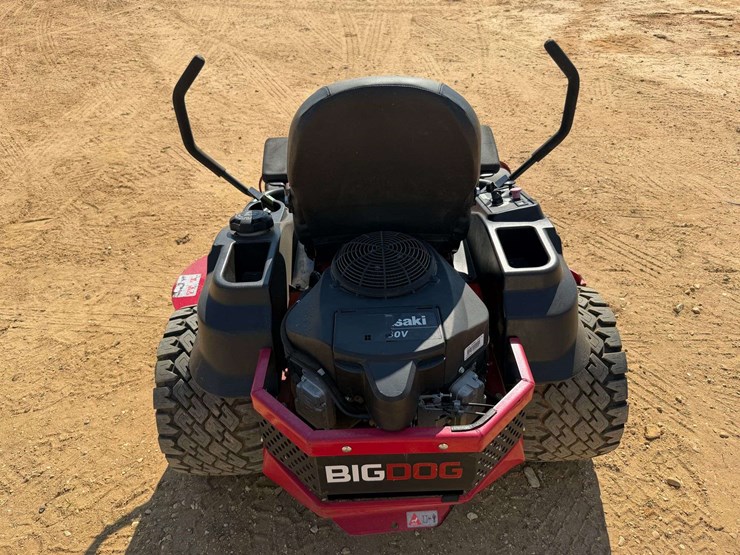 big-dog-60"-zero-turn-mower-(131-hours)-image-11