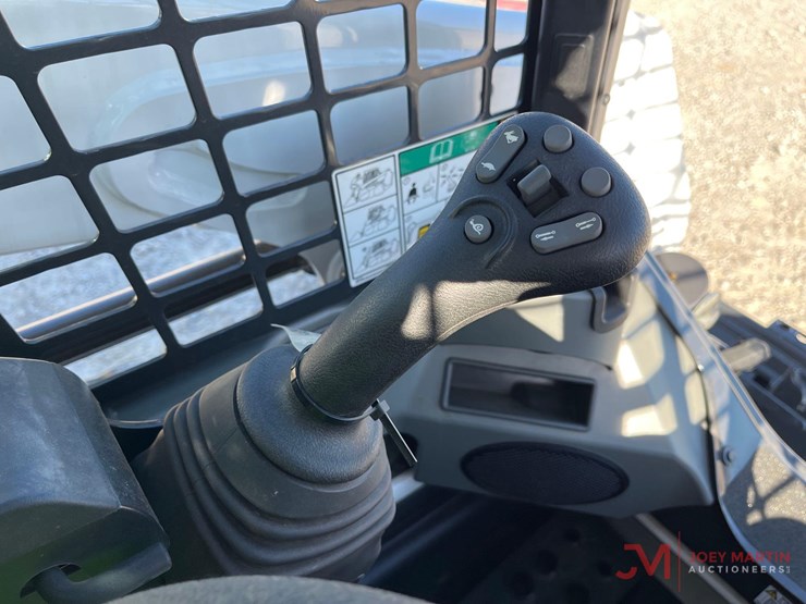 2025-bobcat-t550-image-19
