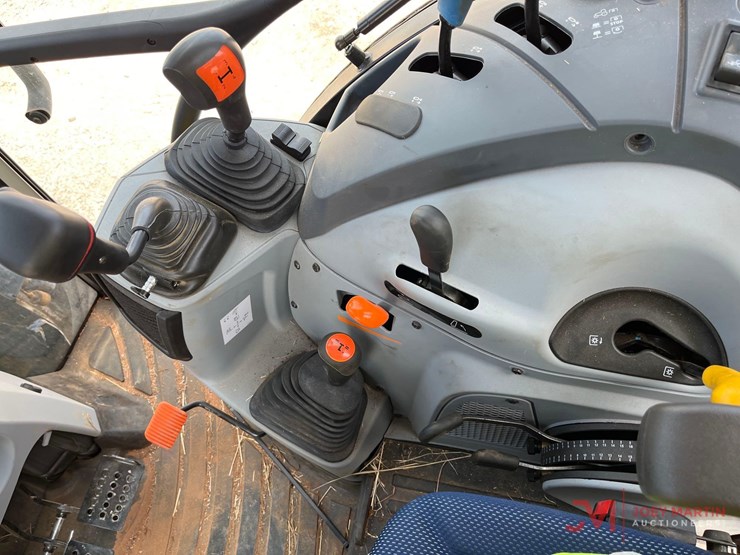 new-holland-powerstar-75-image-17