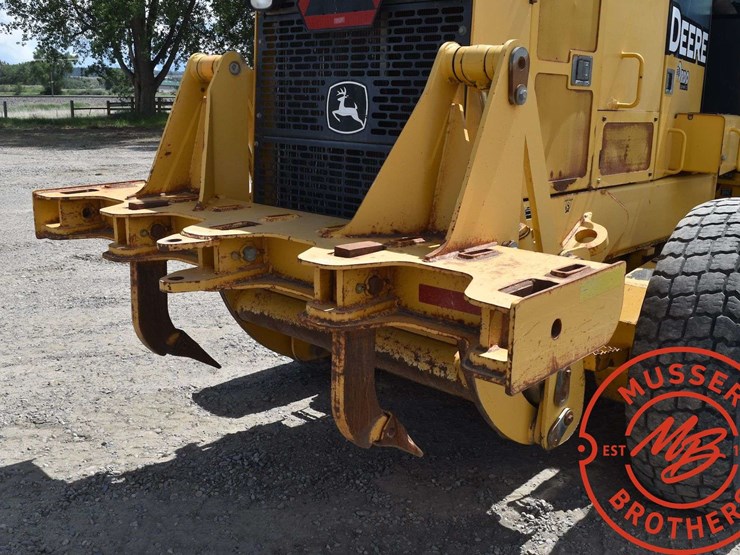 2008-deere-772d-image-52