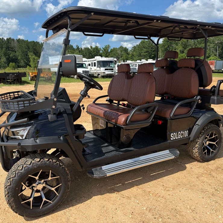 2025 SD Lanch Street Legal 6-Seater Golf Cart W/ On-Board Charger