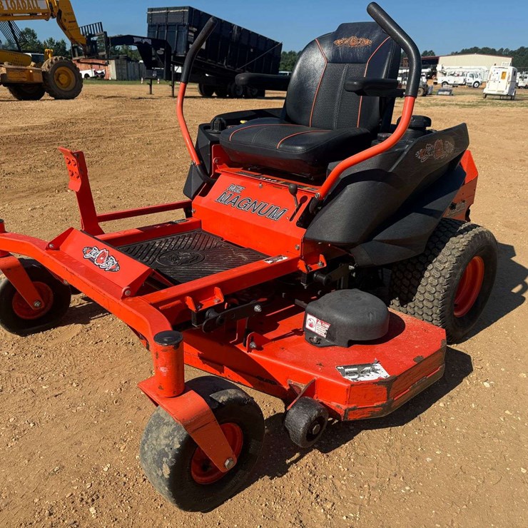 2017 BadBoy MZ Magnum 54" Cut Zero Turn Mower