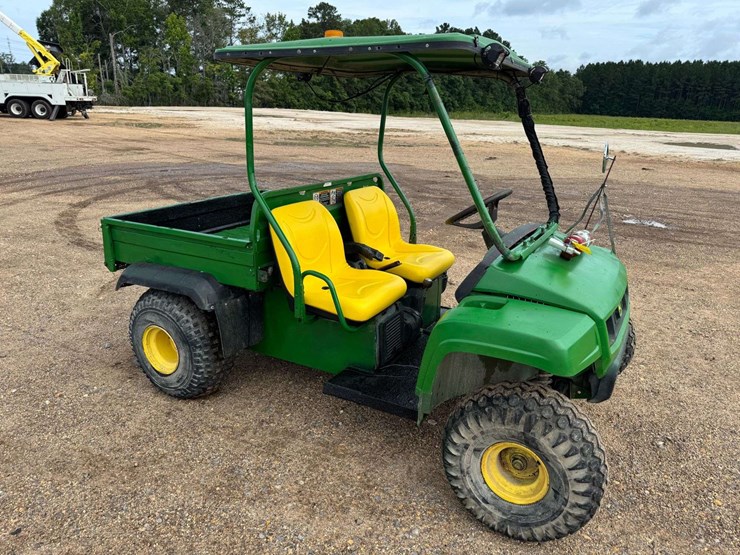 john-deere-gator-image-2