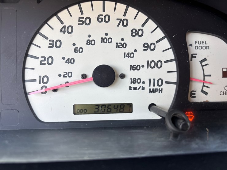 2002-toyota-tacoma-image-17