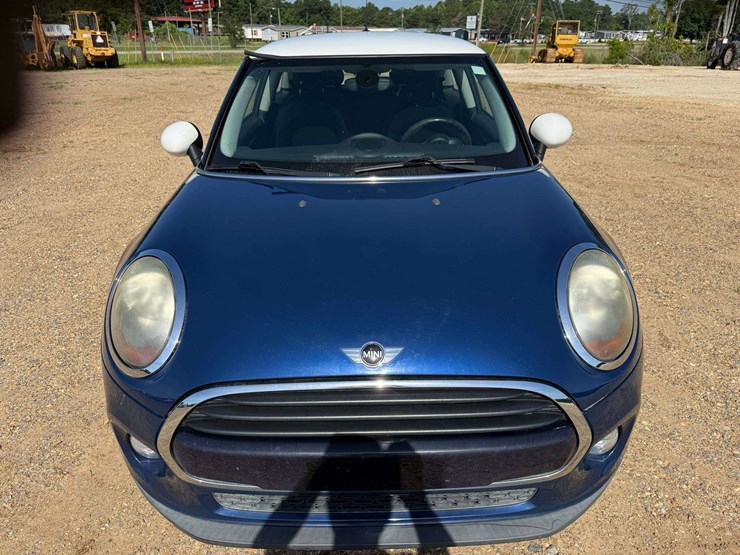 2016-mini-cooper-2-door-sedan-(90,163-miles)-image-11