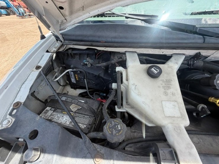 2013-chevrolet-express-3500-image-55