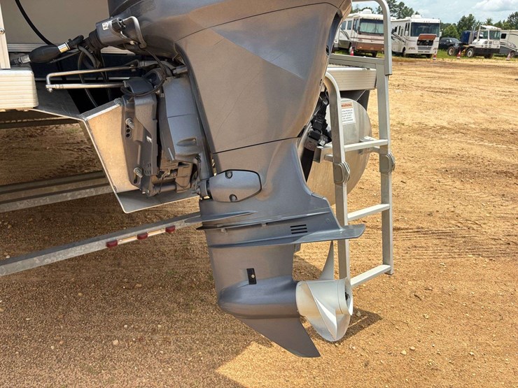 2003-bennington-207fs-20'-pontoon-boat-w/trailer-image-21