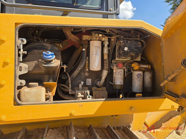 2020-deere-850l-wlt-image-20