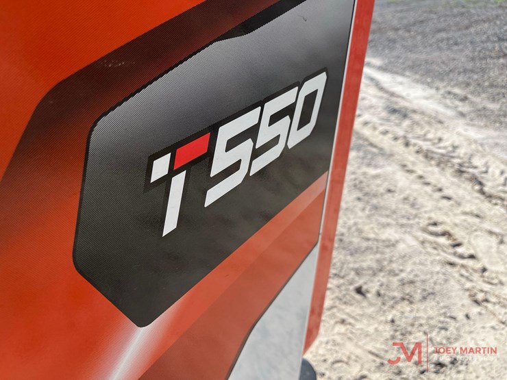 2025-bobcat-t550-image-9