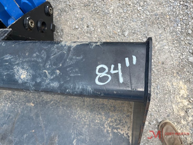 new-holland-powerstar-75-image-5