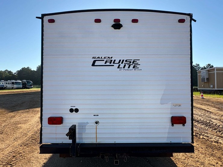 2018-forest-river-"salem-cruise-lite"-travel-trailer-image-6