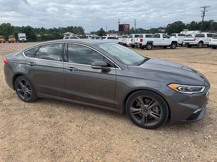 2017-ford-fusion-sport-awd-4dr-sedan---70,774-miles-image-2