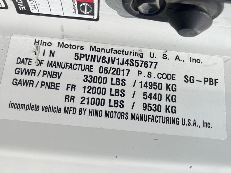 hino-338-image-27
