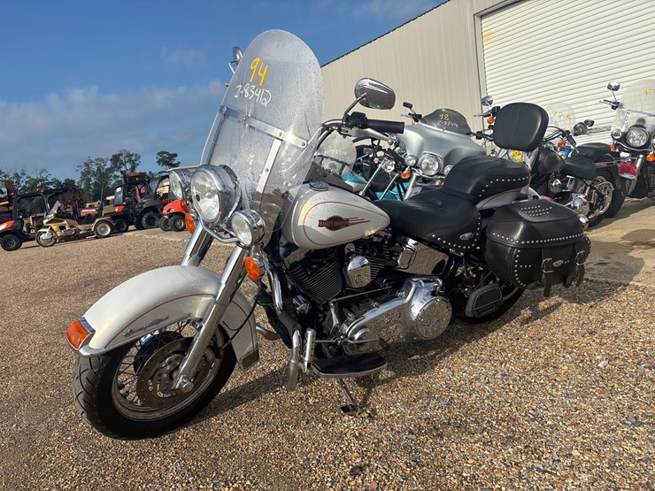 #94-•-2007-harley-davidson-flstci-image-1