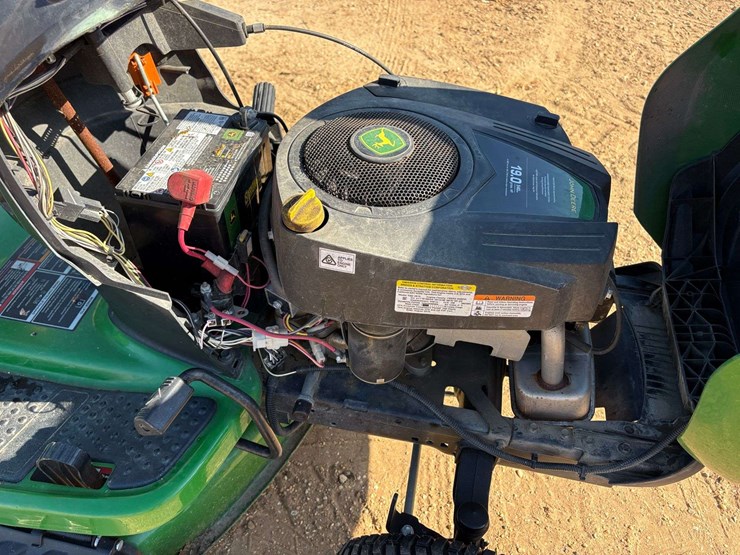 2016-john-deere-d110-image-15