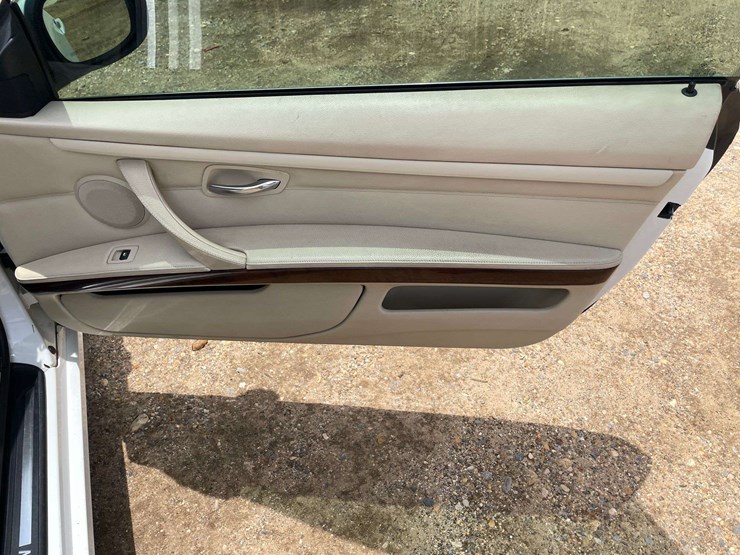 2013-bmw-328i-2-door-convertible-(116,730-miles)-image-17