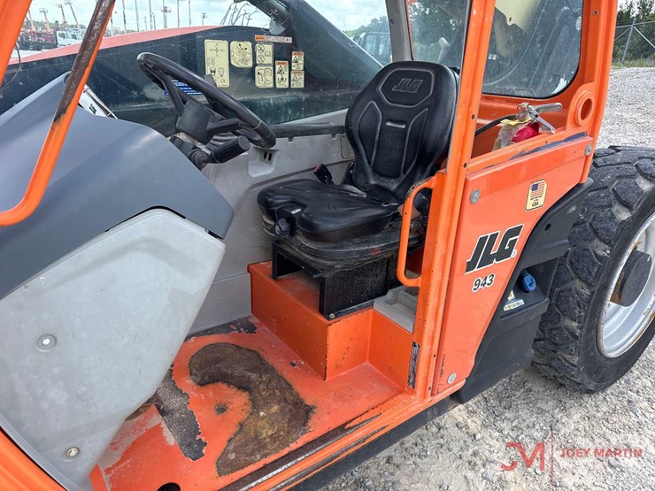 jlg-943-image-21