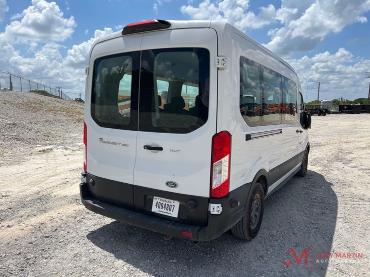 2019-ford-transit-image-2