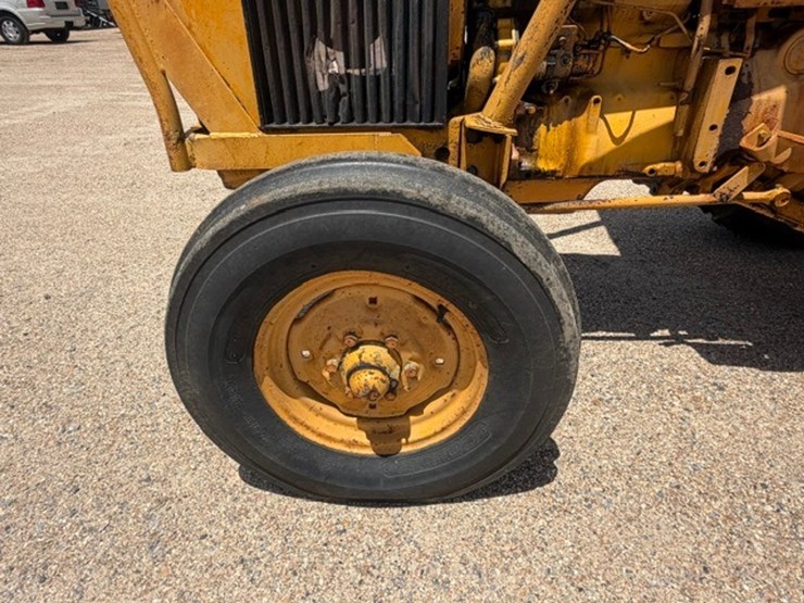 john-deere-302-image-18