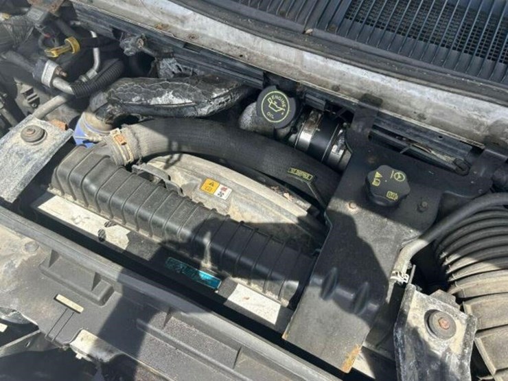2008-ford-e450-image-27
