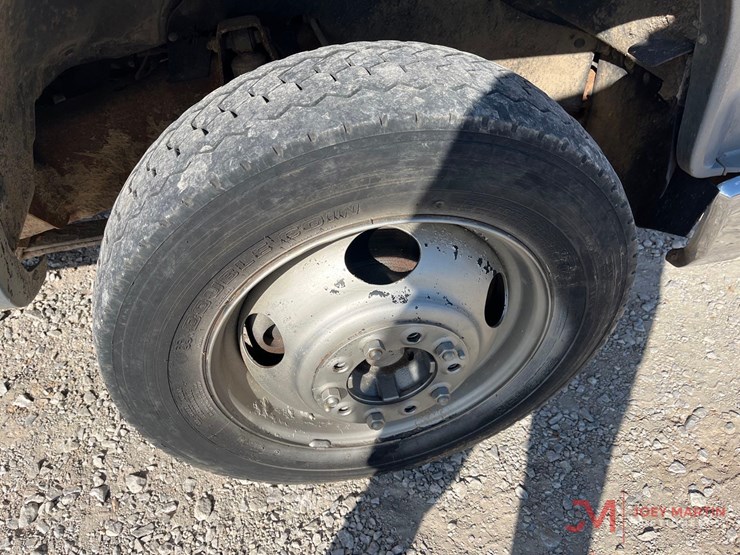 1997-chevrolet-3500-image-10
