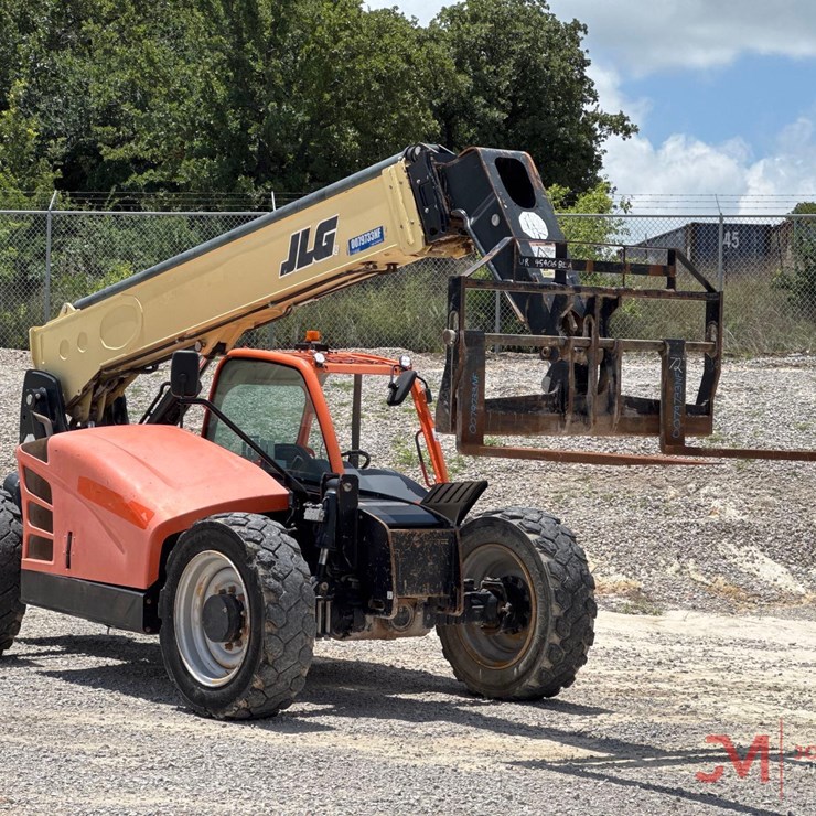 JLG 943