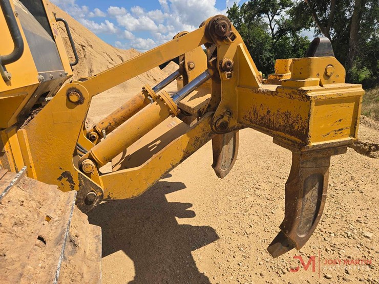 2020-deere-850l-wlt-image-2
