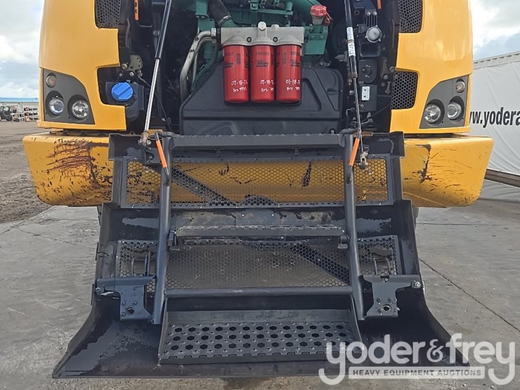 2020-volvo-a25g-image-35