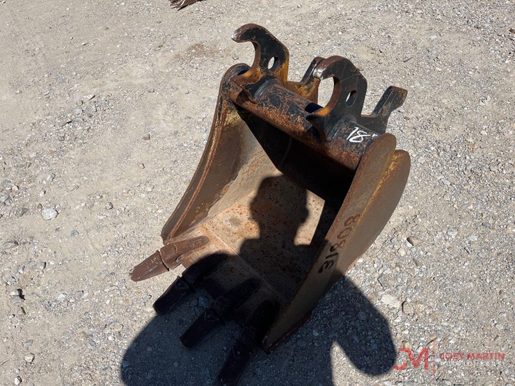 john-deere-18-image-2