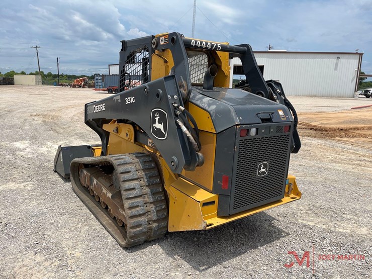 2023-deere-331g-image-3