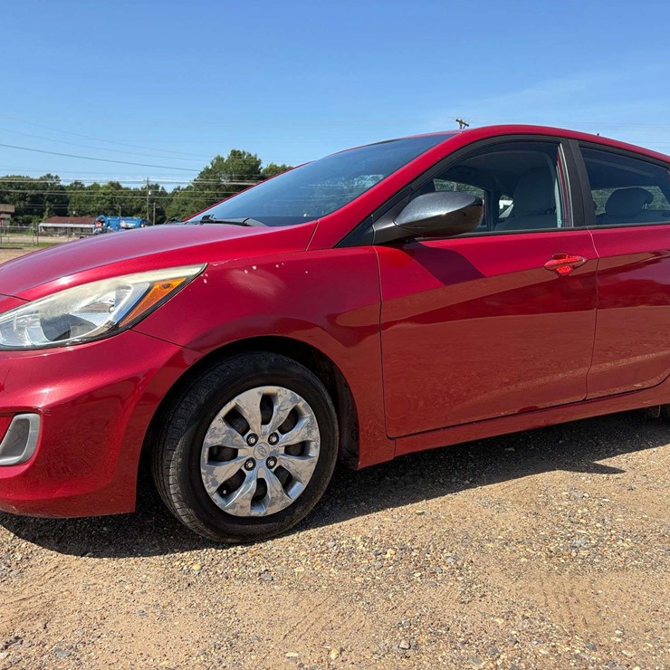2017 Hyundai Accent 4 Door Hatchback (116,839 Miles)