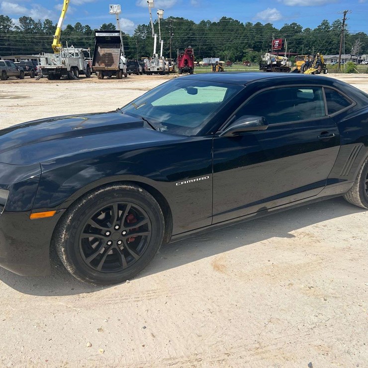 2013 Chevrolet Camaro 2-Door Coupe (98,540 Miles)
