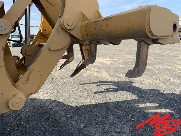 caterpillar-140h-image-20