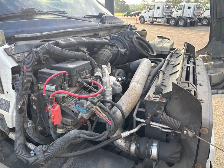 #129-•-2005-chevy-c5500-image-13