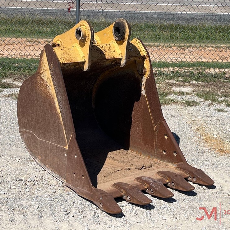 2019 JOHN DEERE 36