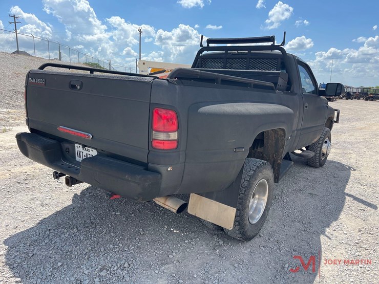 1998-dodge-ram-3500-image-2