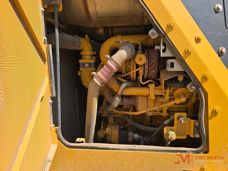 2020-deere-850l-wlt-image-8