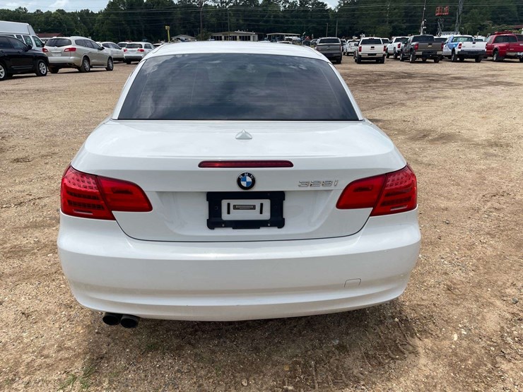 2013-bmw-328i-2-door-convertible-(116,730-miles)-image-6
