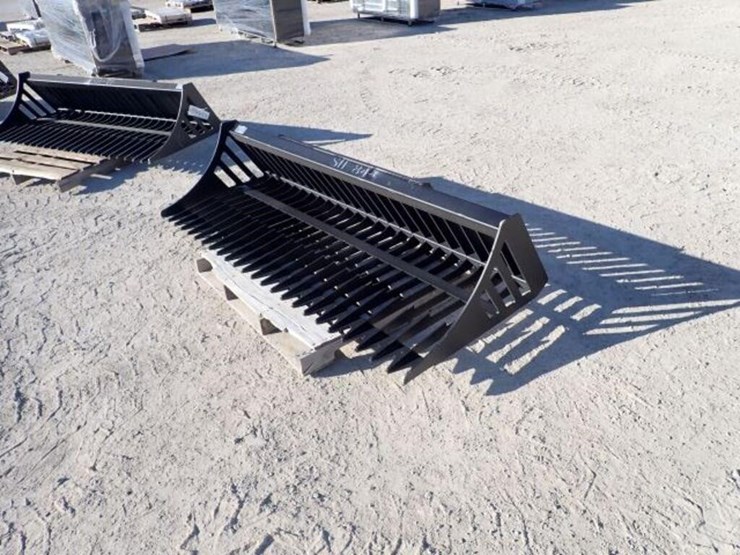 unused-greatbear-84-in.-skid-steer-rock-bucket-image-6