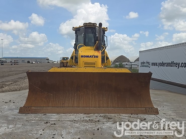 2024-komatsu-d61px-24-image-8
