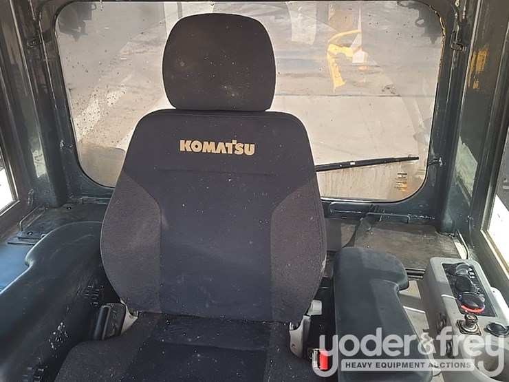 2024-komatsu-d61px-24-image-48
