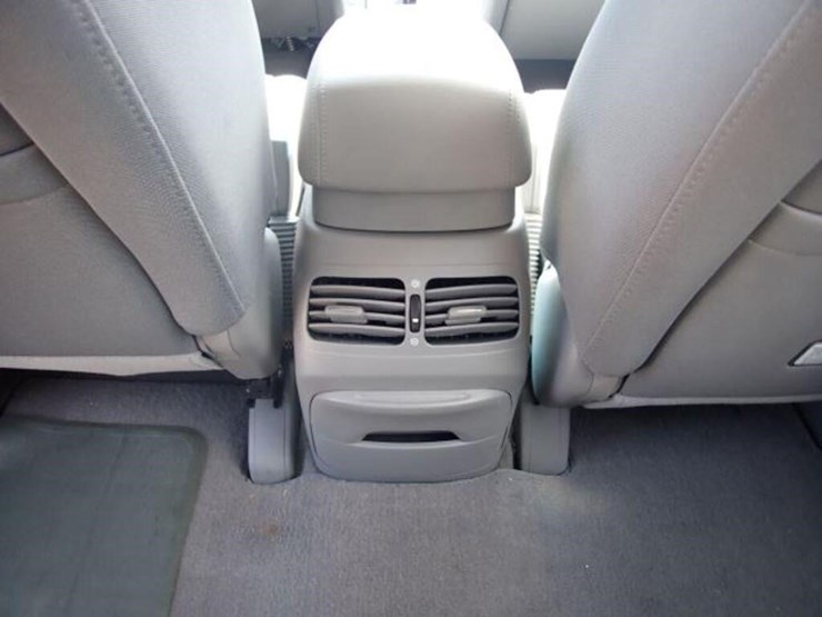 2007-kia-rondo-ex-sport-utility-vehicle-knafg52667-image-29