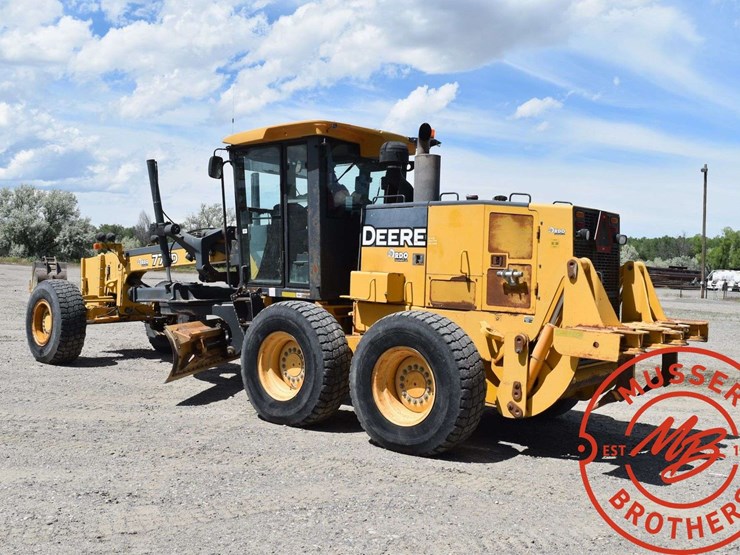2008-deere-772d-image-7