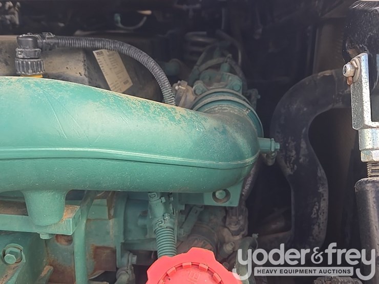 2020-volvo-a25g-image-39