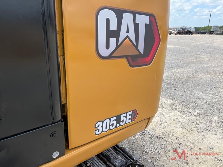 2022-caterpillar-305.5e2-image-7