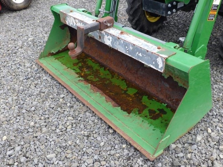 john-deere-3032e-image-14