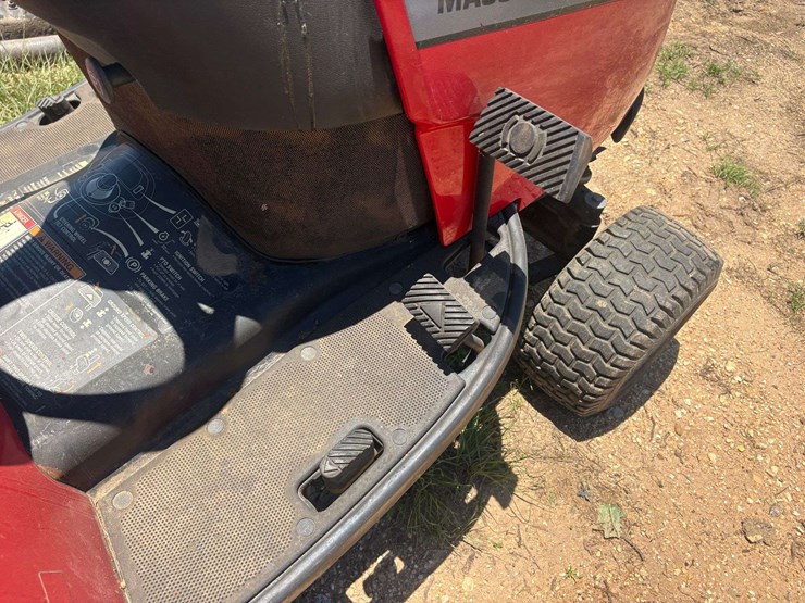 massey-ferguson-2924d-image-17